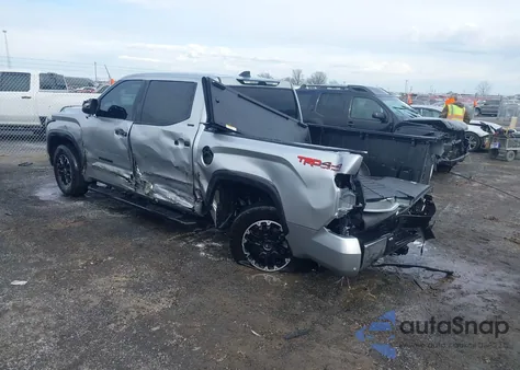 2023 Toyota Tundra Crewmax Sr/Crewmax Sr5 из США, поврежденный, VIN 5TFLA5DB1PX097696